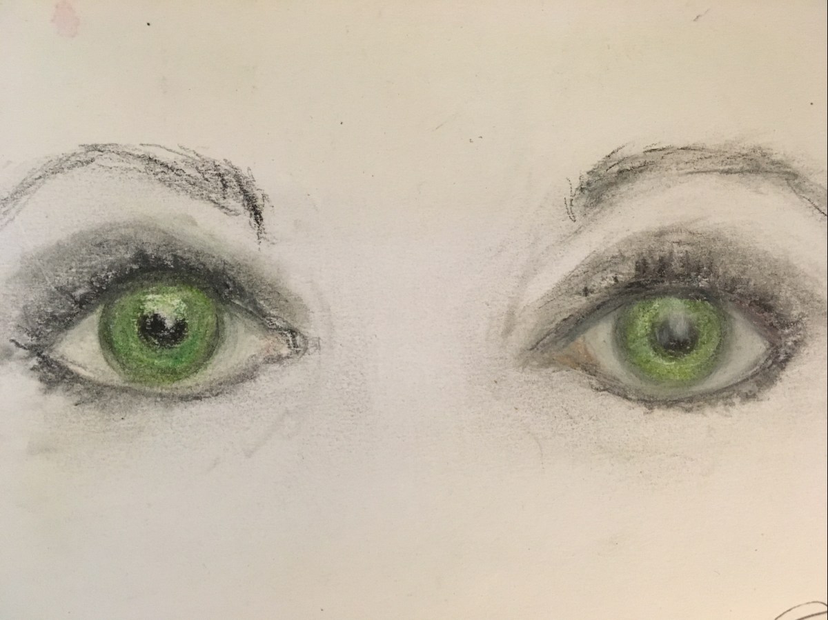 eye selfie with pastel chalks